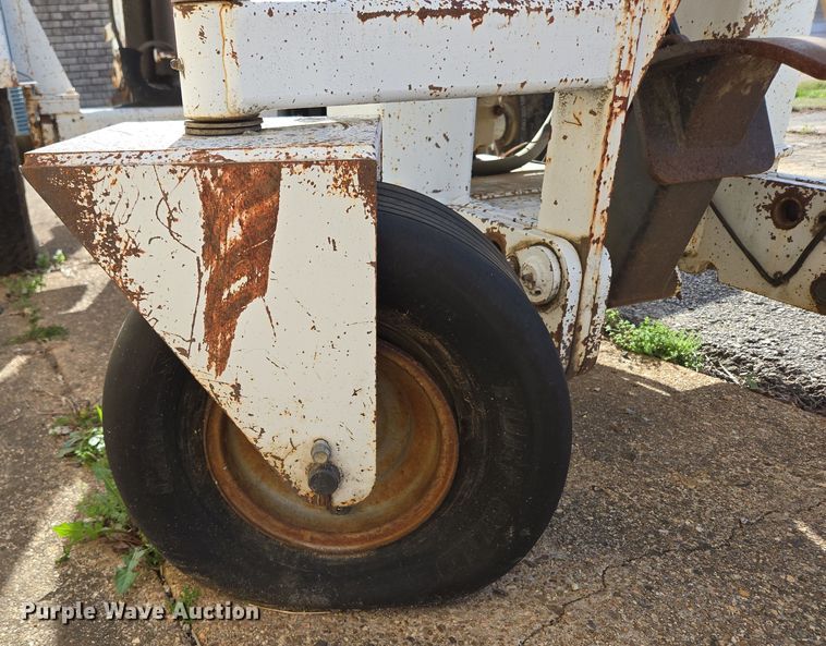 image for item EN3553 Dig-It 158 towable backhoe