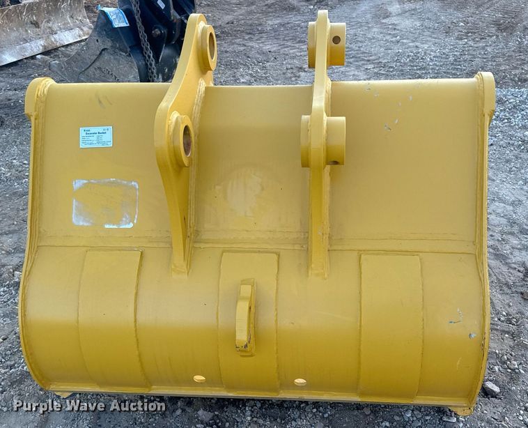 image for item EN5199 2024 Elephant Attachments BKT32054HD 54-E excavator bucket