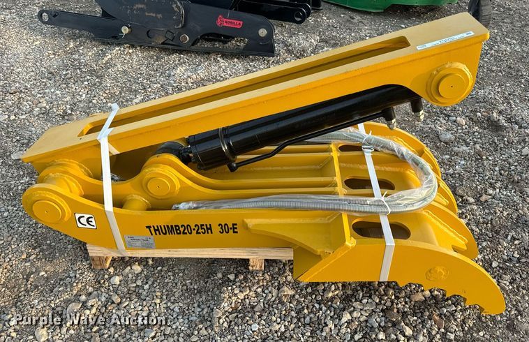 image for item EN5200 2024 Elephant Attachments THUMB20-25 30-E hydraulic thumb 