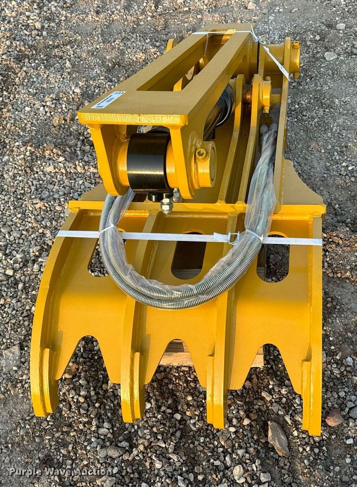 image for item EN5200 2024 Elephant Attachments THUMB20-25 30-E hydraulic thumb 