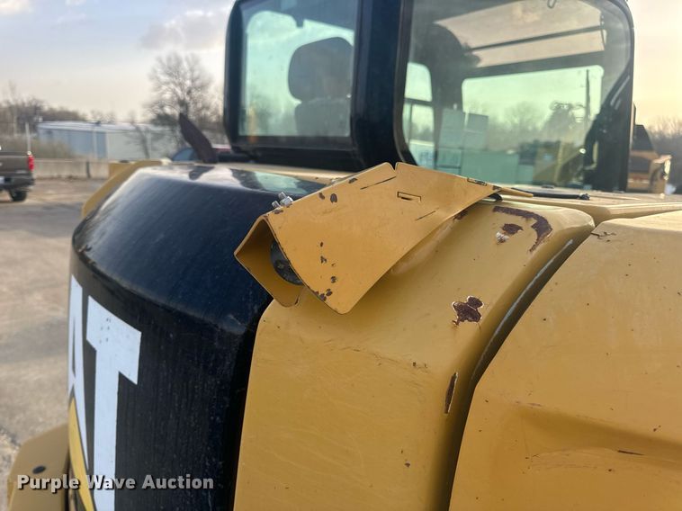 image for item EN5204 2017 Caterpillar 308E2 CR mini excavator