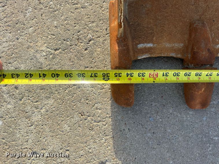 image for item EN5204 2017 Caterpillar 308E2 CR mini excavator