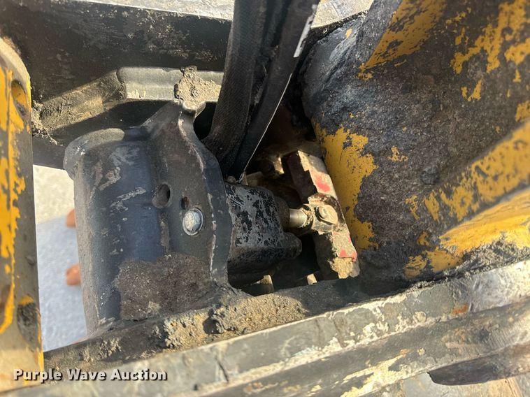 image for item EN5204 2017 Caterpillar 308E2 CR mini excavator