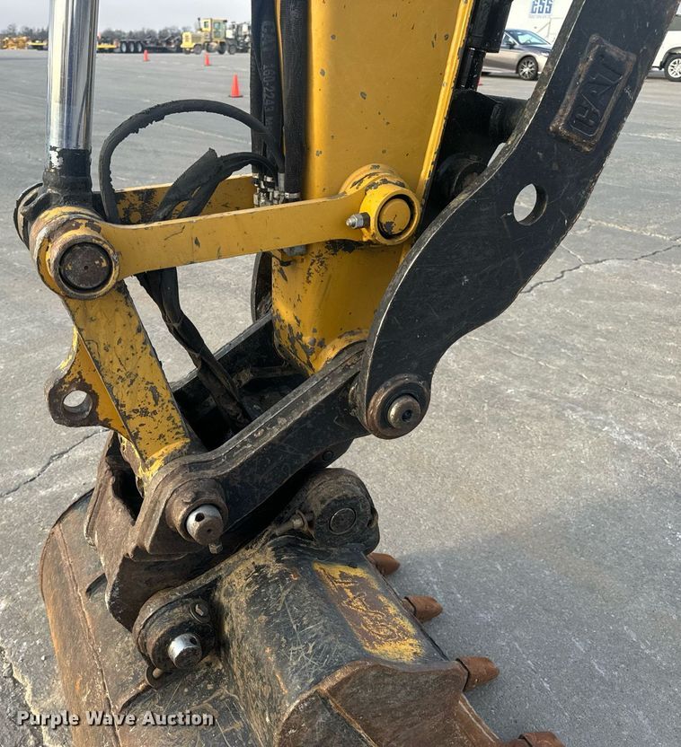 image for item EN5204 2017 Caterpillar 308E2 CR mini excavator