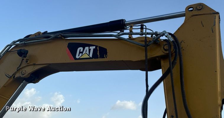 image for item EN5204 2017 Caterpillar 308E2 CR mini excavator