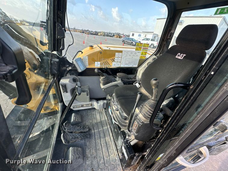 image for item EN5204 2017 Caterpillar 308E2 CR mini excavator