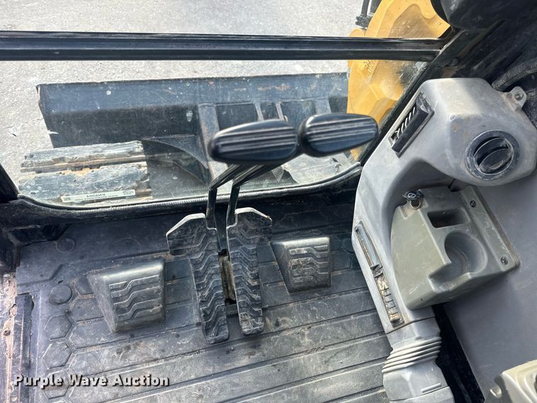 image for item EN5204 2017 Caterpillar 308E2 CR mini excavator