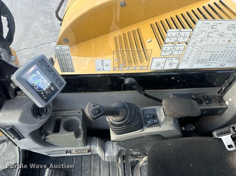 image for item EN5204 2017 Caterpillar 308E2 CR mini excavator