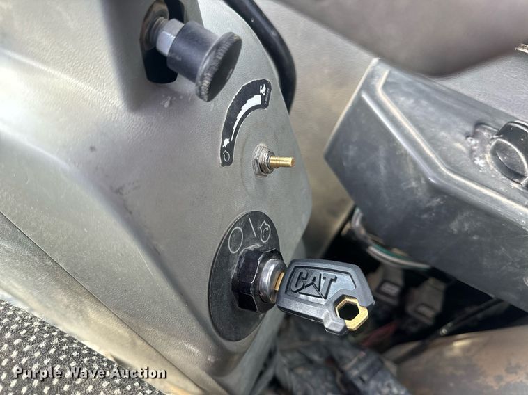 image for item EN5204 2017 Caterpillar 308E2 CR mini excavator