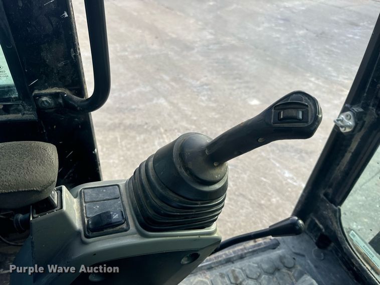 image for item EN5204 2017 Caterpillar 308E2 CR mini excavator