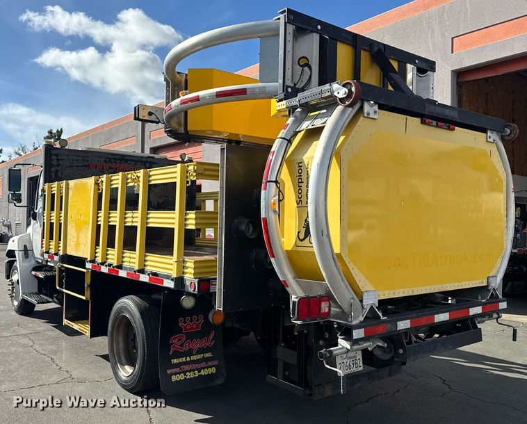 image for item EN6001 2010 Hino 268 flatbed truck with crash attenuator