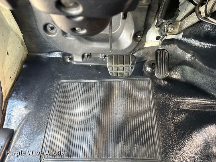 image for item EN6001 2010 Hino 268 flatbed truck with crash attenuator