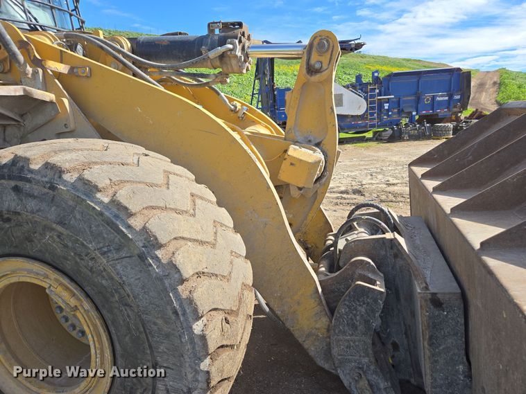 image for item EN6010 2012 Caterpillar 966K wheel loader