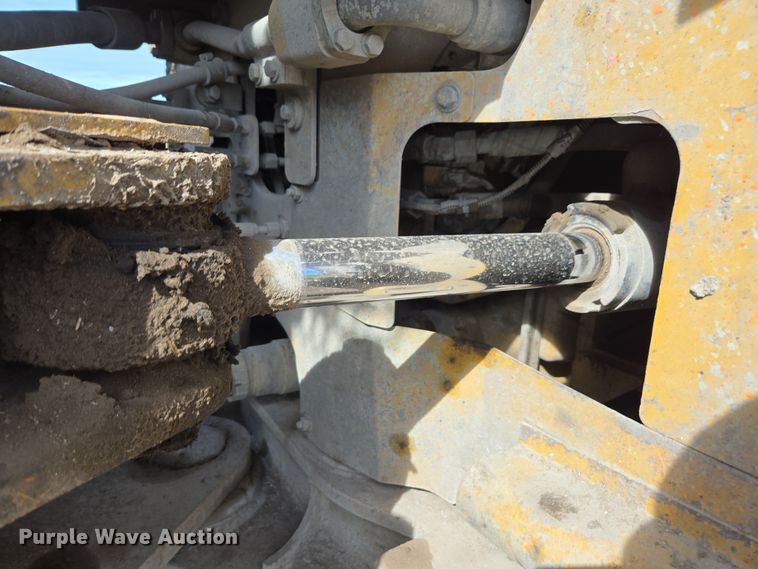 image for item EN6010 2012 Caterpillar 966K wheel loader