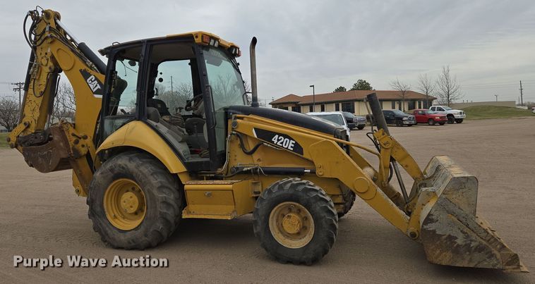 image for item EN8781 2008 Caterpillar 420E backhoe