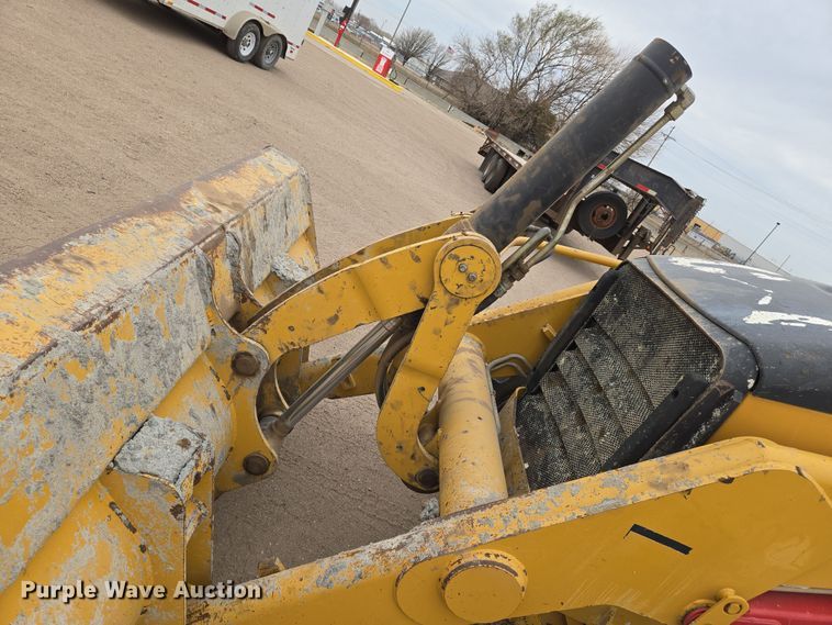 image for item EN8781 2008 Caterpillar 420E backhoe