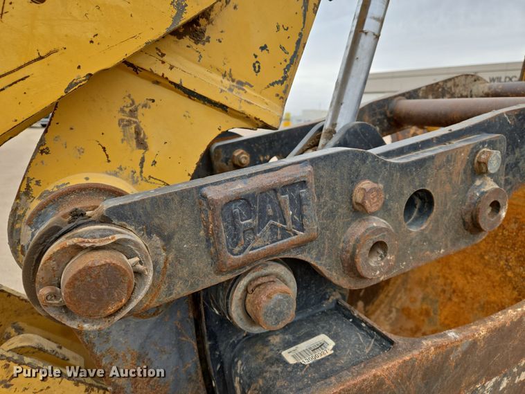 image for item EN8781 2008 Caterpillar 420E backhoe