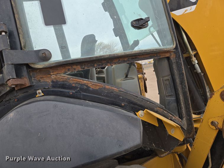 image for item EN8781 2008 Caterpillar 420E backhoe