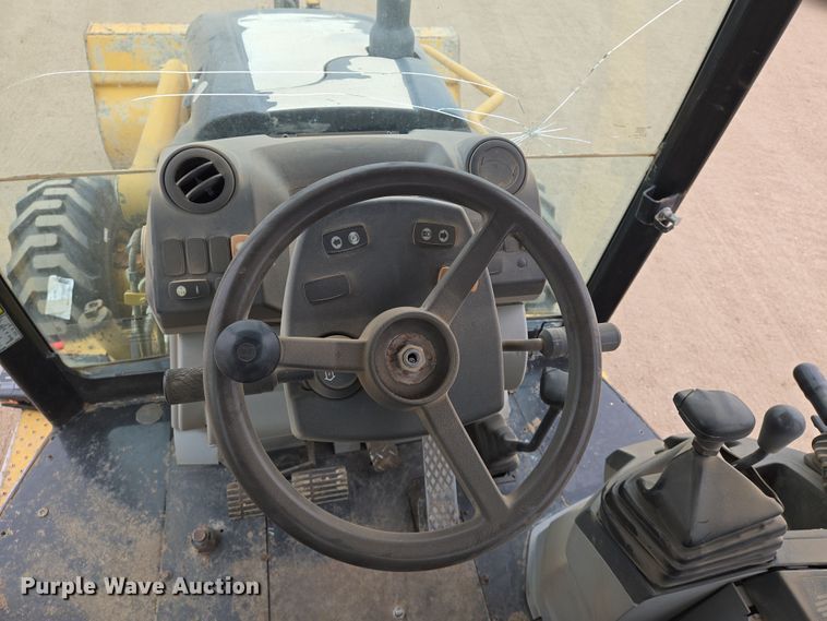 image for item EN8781 2008 Caterpillar 420E backhoe