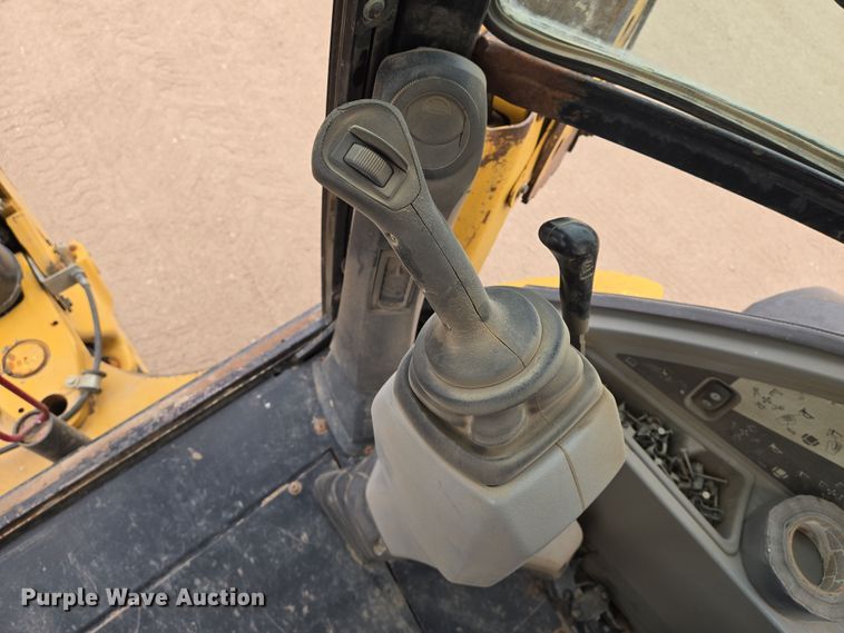 image for item EN8781 2008 Caterpillar 420E backhoe