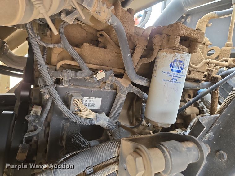 image for item EN8784 2007 Freightliner  FC-80 street sweeper truck