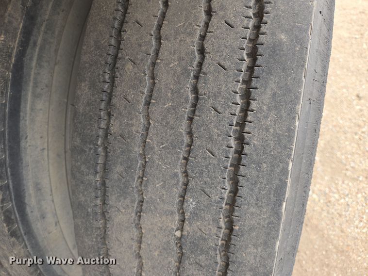 image for item EN8784 2007 Freightliner  FC-80 street sweeper truck