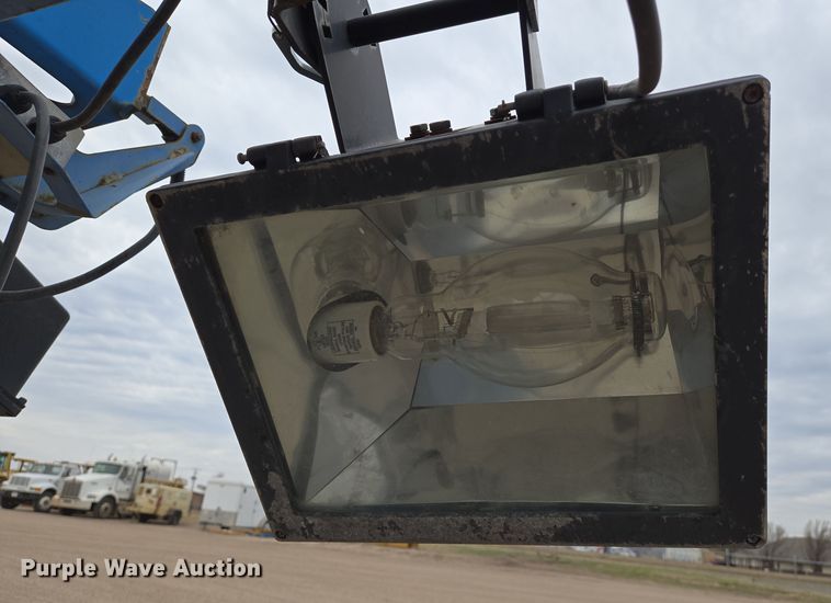 image for item EN8785 Genie TML4000N light plant