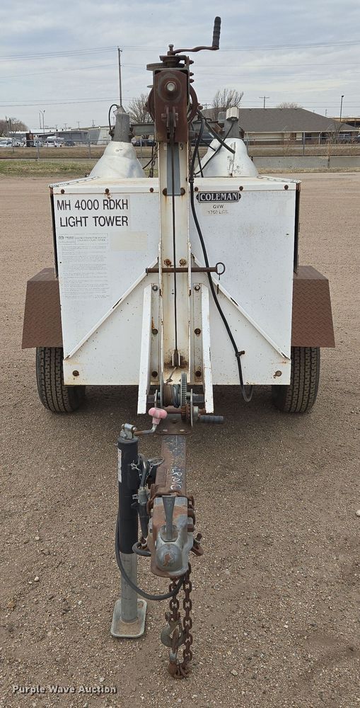 image for item EN8786 1993 Coleman MH4000RDKH light plant