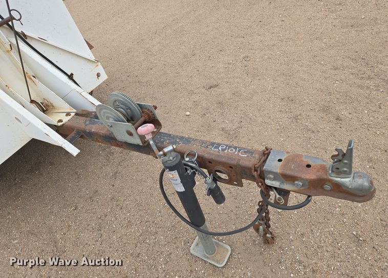 image for item EN8786 1993 Coleman MH4000RDKH light plant