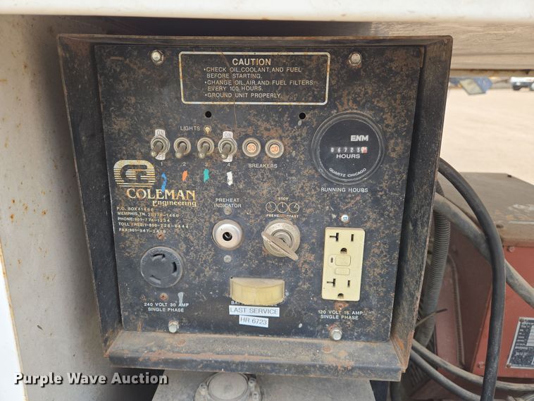 image for item EN8786 1993 Coleman MH4000RDKH light plant