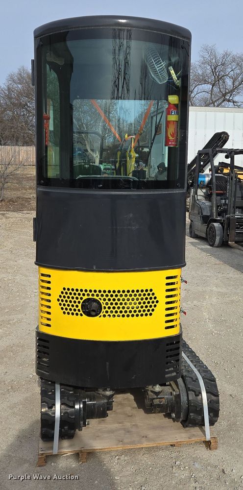 image for item EO0598 2024 Industrial FF13R mini excavator