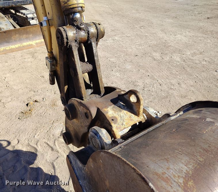 image for item EO9974 2006 Caterpillar 307C SB mini excavator