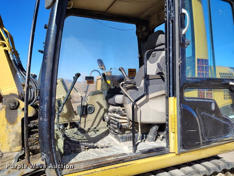 image for item EO9974 2006 Caterpillar 307C SB mini excavator