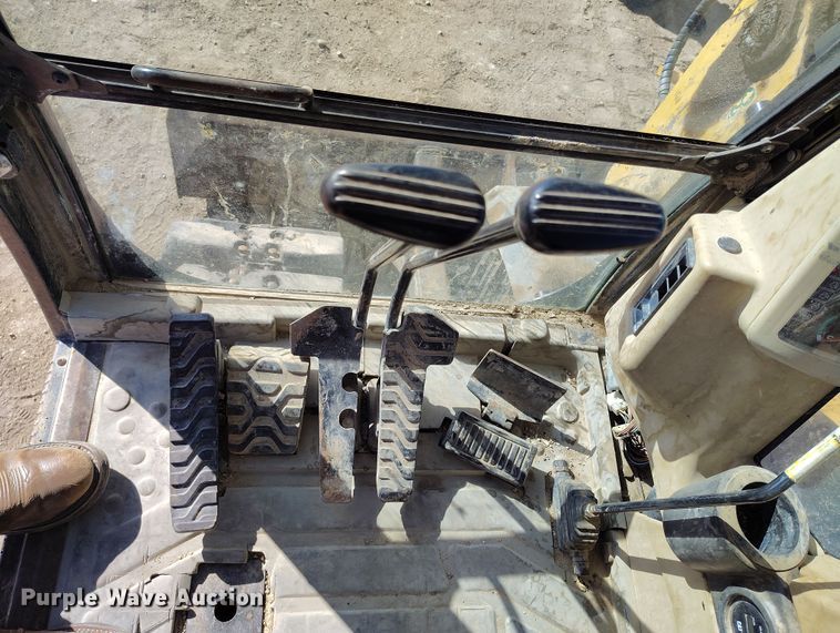 image for item EO9974 2006 Caterpillar 307C SB mini excavator