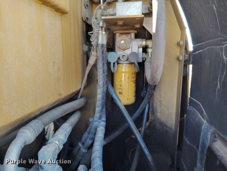 image for item EO9974 2006 Caterpillar 307C SB mini excavator