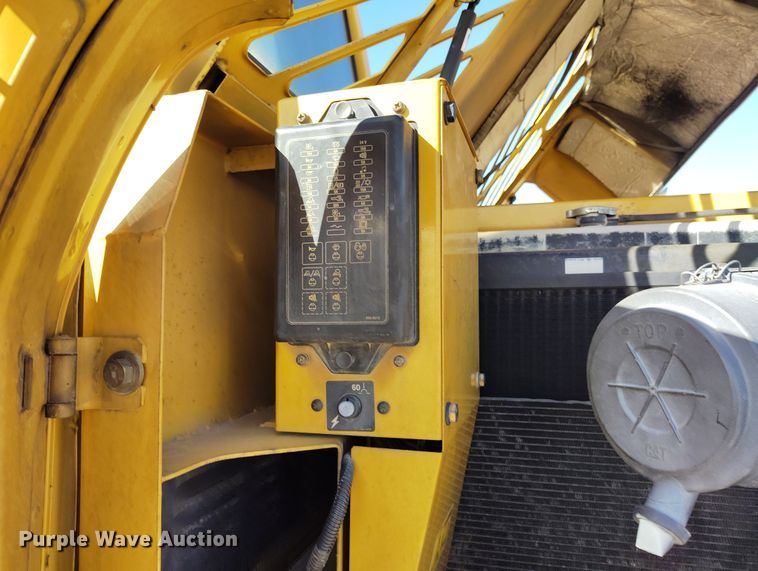 image for item EO9974 2006 Caterpillar 307C SB mini excavator