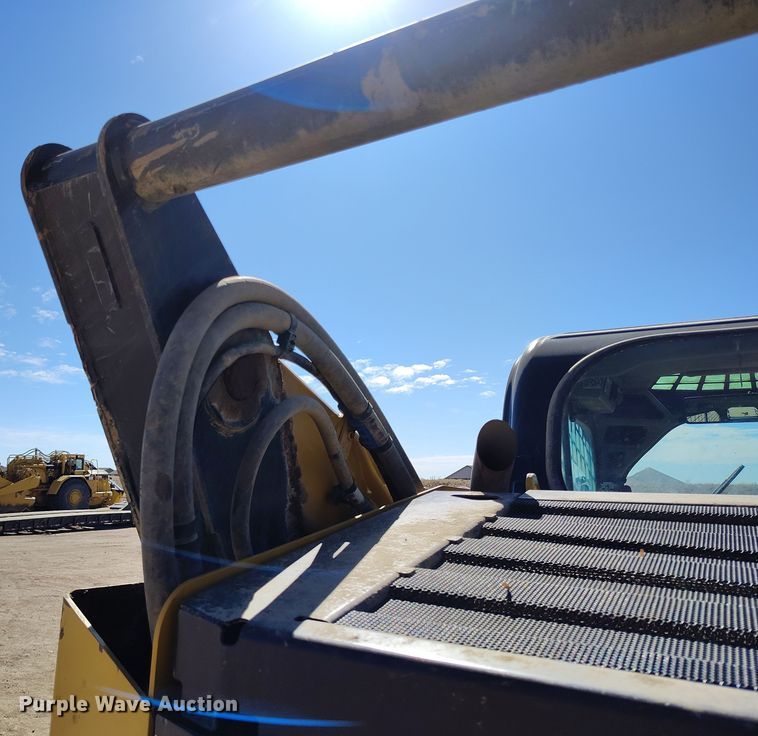 image for item EO9976 2017 Caterpillar 289D tracked skid steer loader