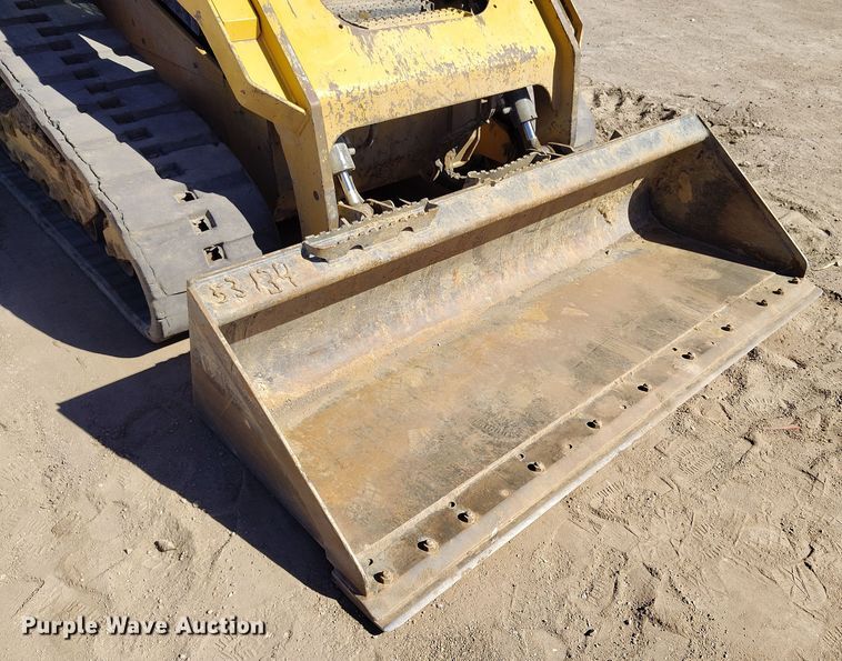 image for item EO9976 2017 Caterpillar 289D tracked skid steer loader