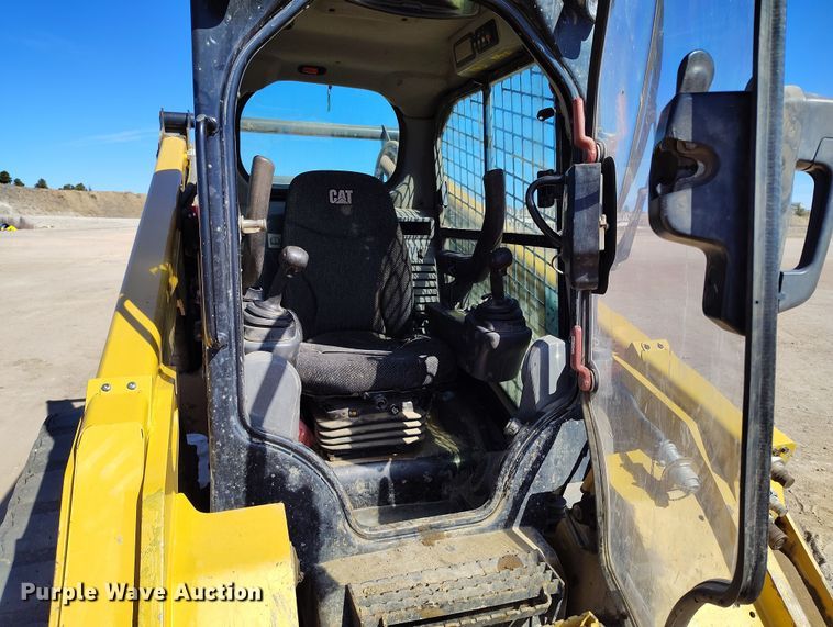 image for item EO9976 2017 Caterpillar 289D tracked skid steer loader