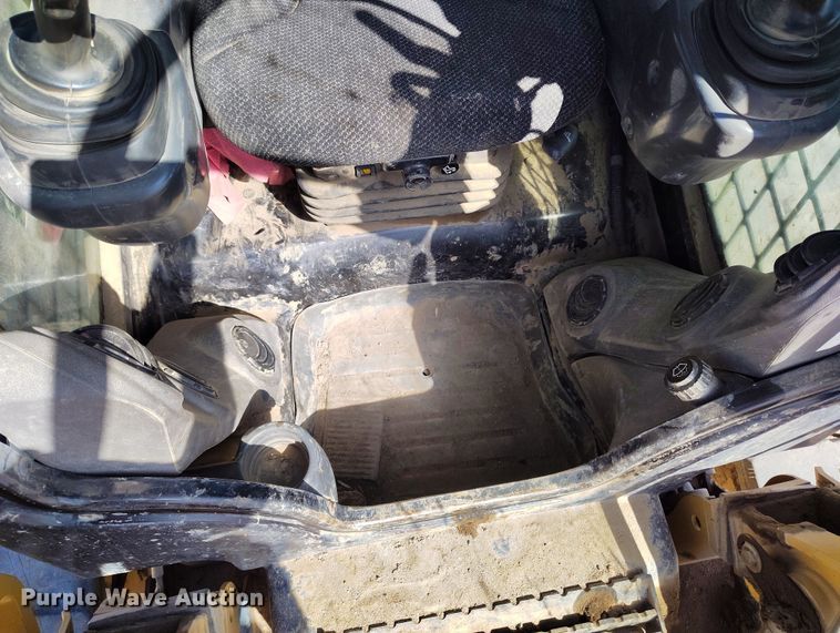 image for item EO9976 2017 Caterpillar 289D tracked skid steer loader