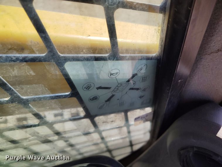 image for item EO9976 2017 Caterpillar 289D tracked skid steer loader