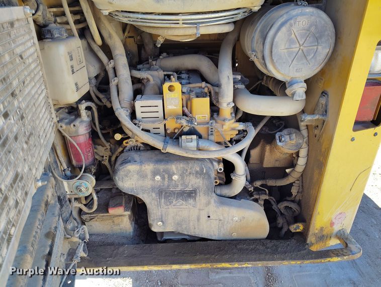 image for item EO9976 2017 Caterpillar 289D tracked skid steer loader