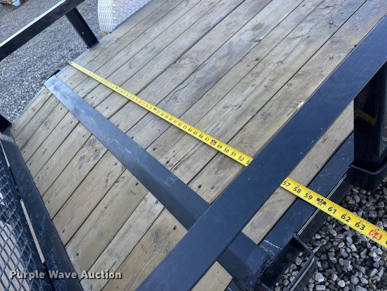 image for item EQ1089 2016 PJ 6010 utility trailer