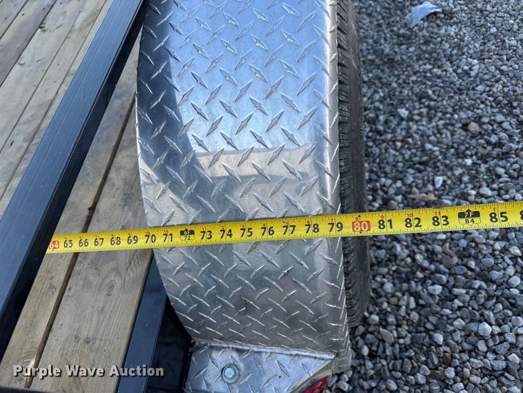 image for item EQ1089 2016 PJ 6010 utility trailer