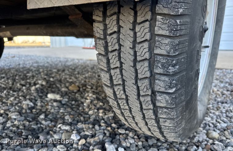 image for item EQ1089 2016 PJ 6010 utility trailer