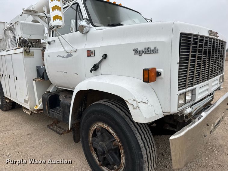 image for item EQ1132 1987 GMC C7000 bucket truck