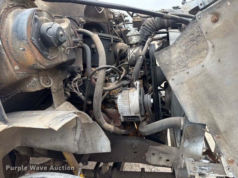 image for item EQ1132 1987 GMC C7000 bucket truck