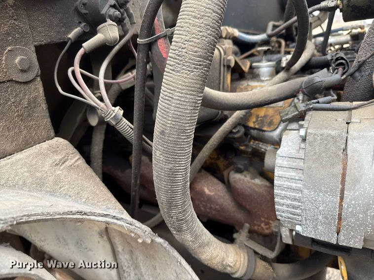 image for item EQ1132 1987 GMC C7000 bucket truck