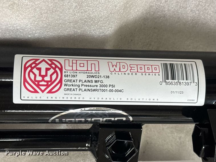 image for item EQ1167 Skid steer parts