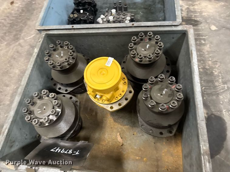 image for item EQ1167 Skid steer parts